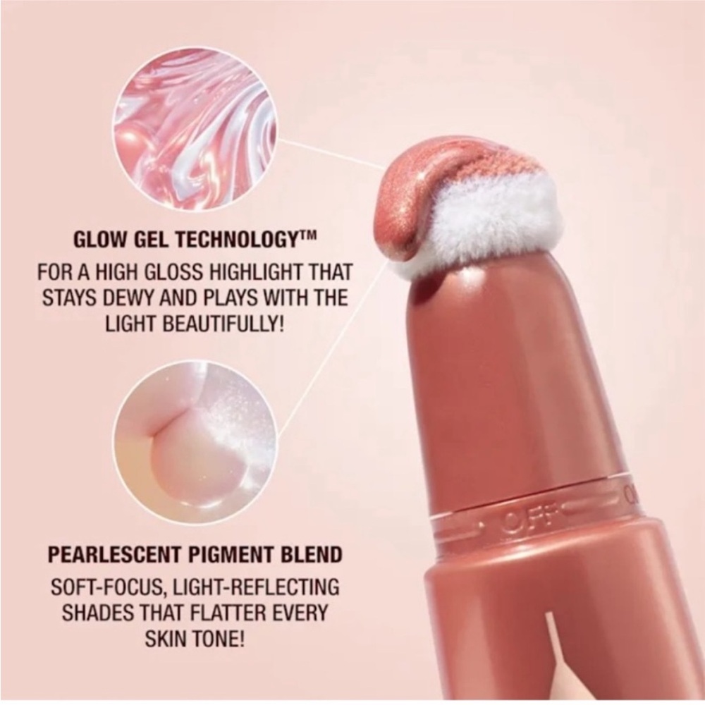 Charlotte Tilbury | Hollywood Beauty Light Wand | Disney’s 100th Edition | Pink - Picture 3 of 8
